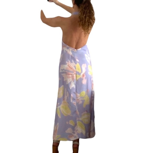Floral halter maxi dress - Picture 2 of 7